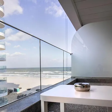 Infinite Sea View
